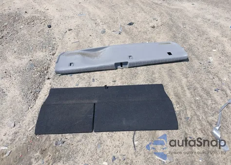 2004 Toyota Sienna Le z USA, uszkodzony, nr VIN 5TDZA23C74S130513